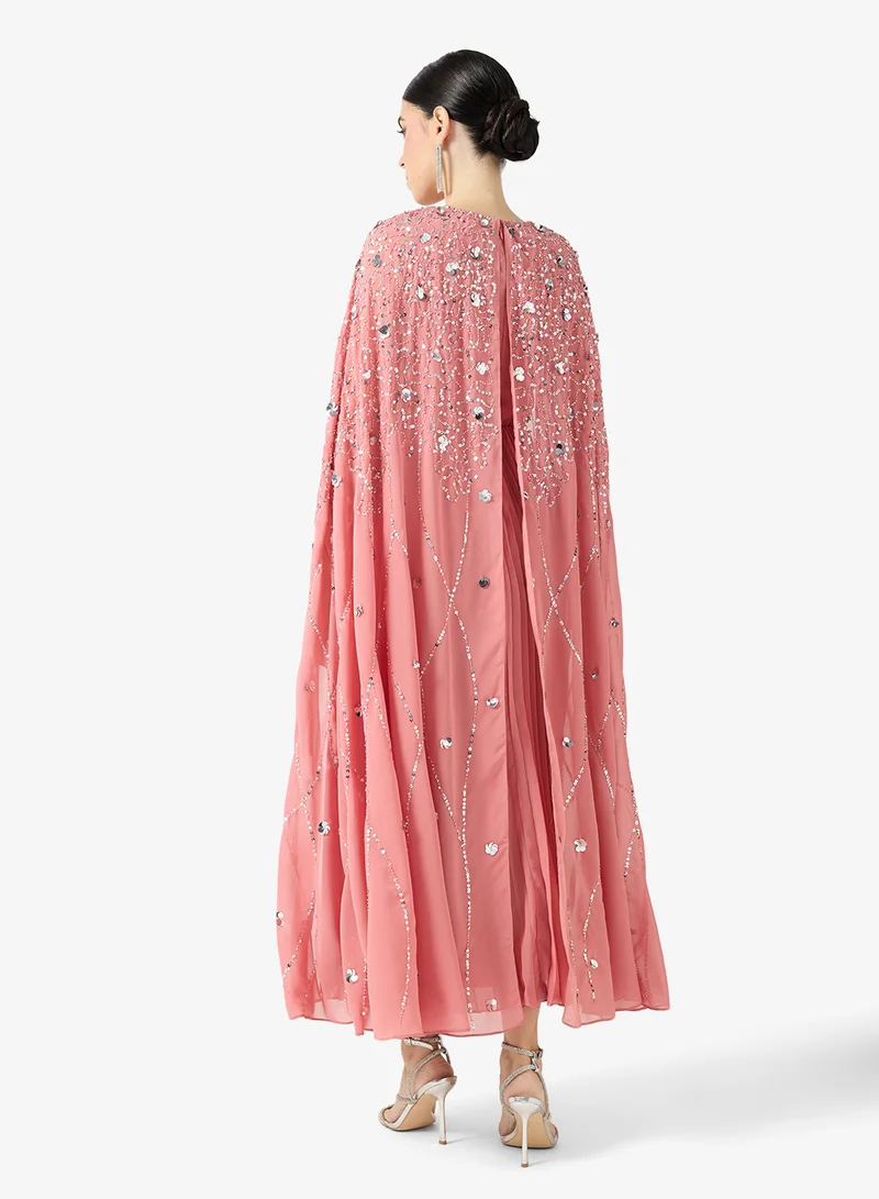 اميليا روز فستان ميدي مزين بياقة مستديرة وأكمام كاب